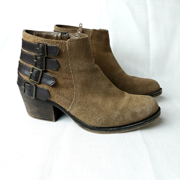 Crown vintage leather ankle booties